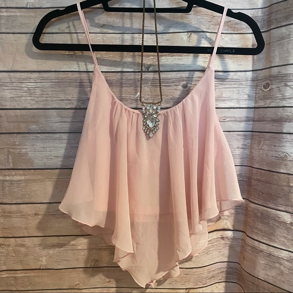 *FREE w purchase eligible* BaubleBar Crystal Arrow Pendant Necklace - Picture 4 of 9